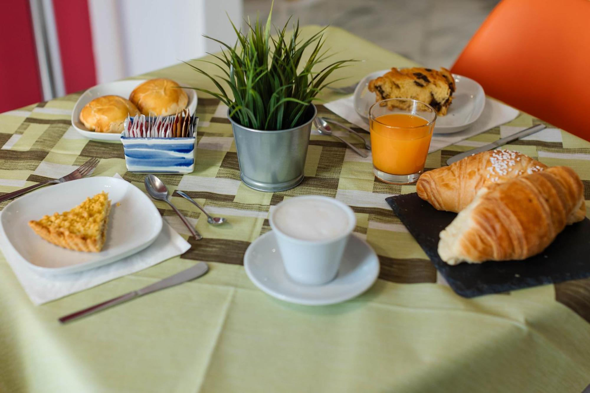 Colori E Note Bed & Breakfast Napoli Bagian luar foto