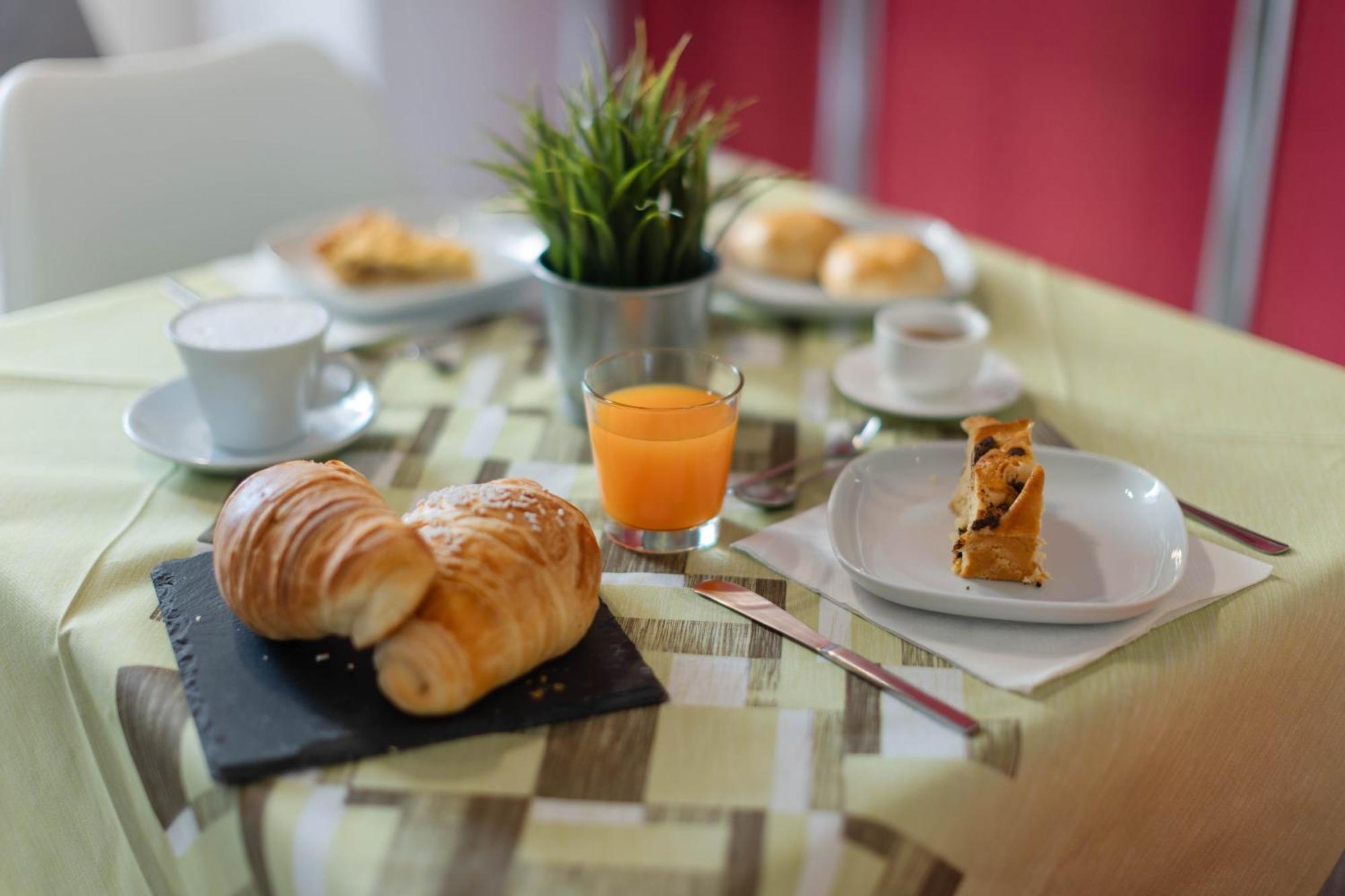 Colori E Note Bed & Breakfast Napoli Bagian luar foto