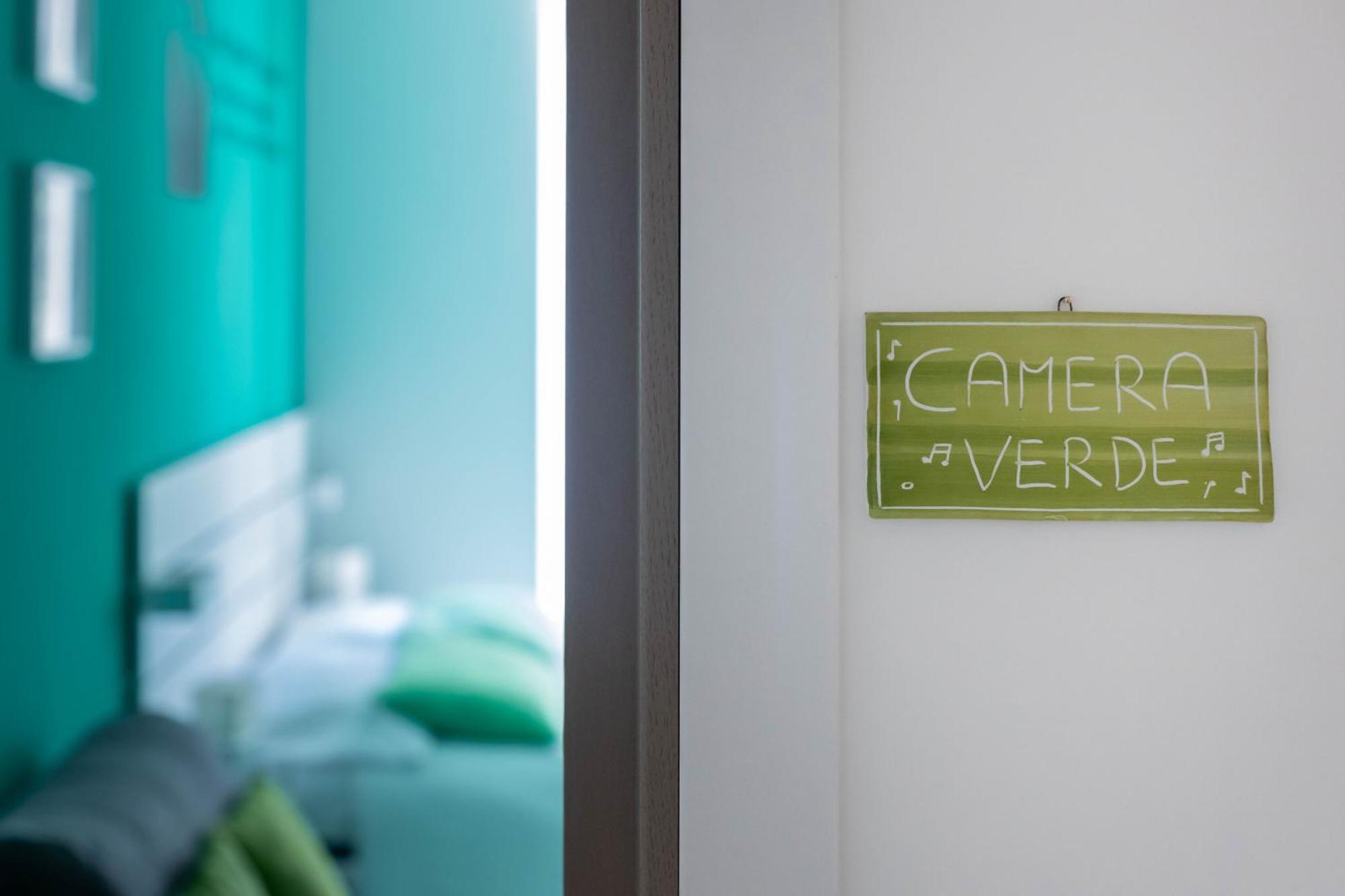 Colori E Note Bed & Breakfast Napoli Bagian luar foto
